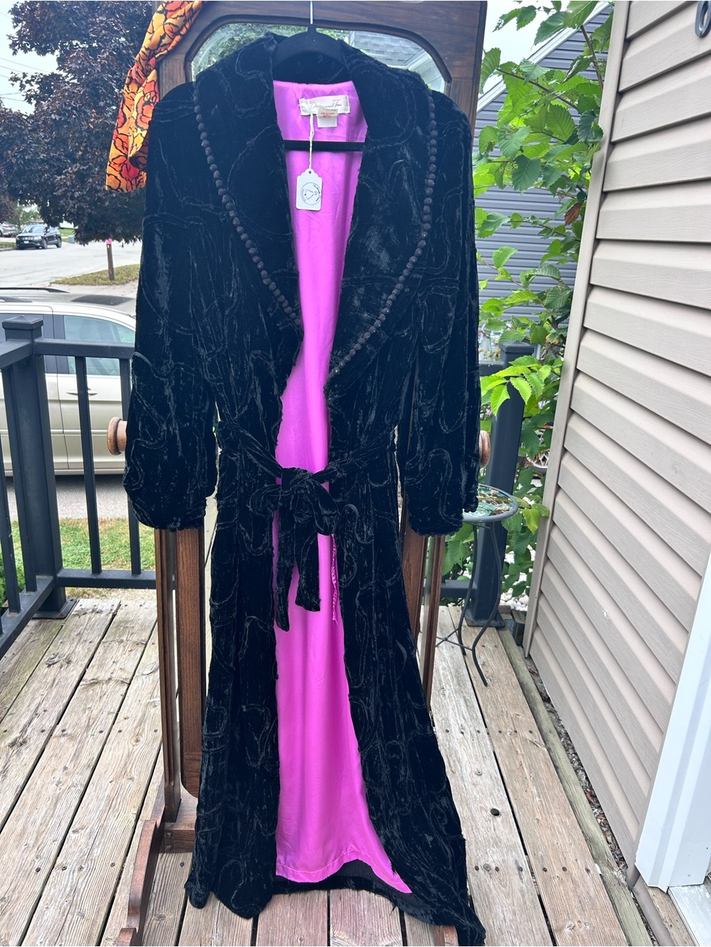 Luxury vintage robe by Diamond Tea